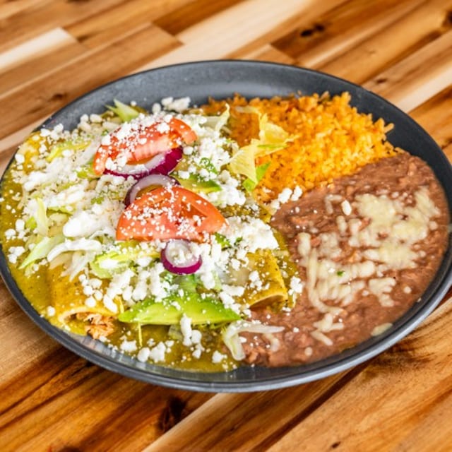 Enchiladas Suizas.