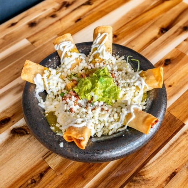 Flautas.
